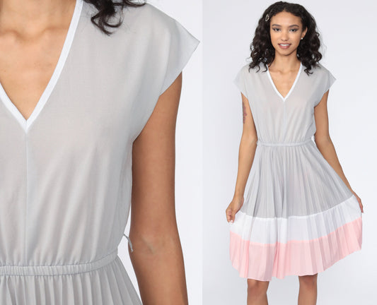 70s Grey Striped Pleated Midi Dress V-Neck High Waist Cap Sleeve Small Medium