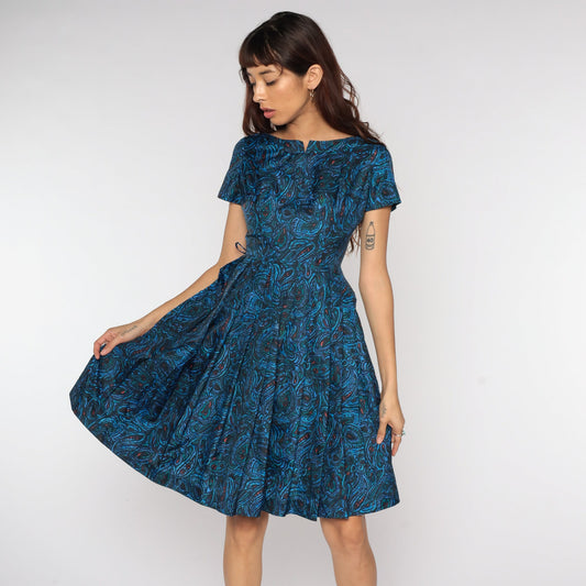 1960s Blue Paisley Pleated Midi Dress High Waist Short Sleeve Extra Small XS