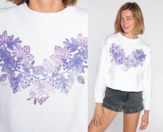 90s Leaf Print Sweatshirt White Graphic Crewneck Purple Acorn Nature Medium M