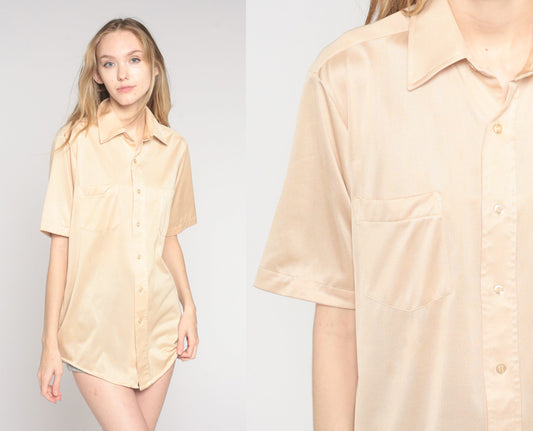 70s Champagne Button-Up Shirt Montgomery Ward Short Sleeve Collared Mens Small