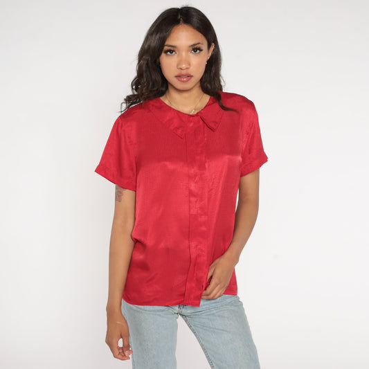 90s Red Shiny Embossed Button-Up Blouse Short Sleeve Collared Shirt Large L