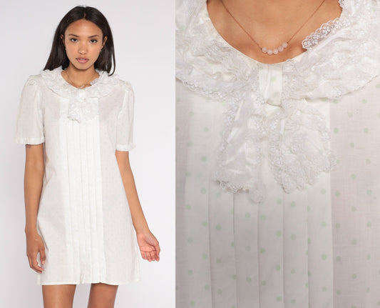 80s White Mini Dress Lace Collar Pleated Dot Print Short Sleeve Small