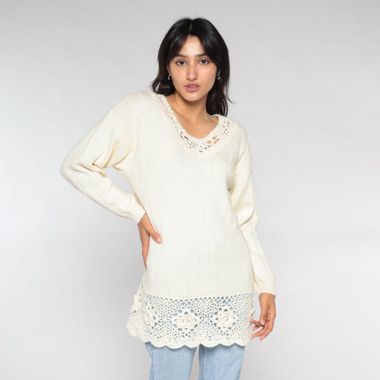 90s Cream Wool Blend Crochet Floral Sweater V-Neck Pullover Medium