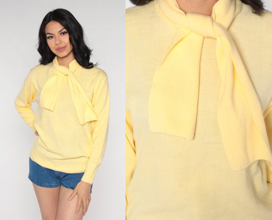 80s Pale Yellow Ascot Sweater Knit Pullover Necktie Medium M