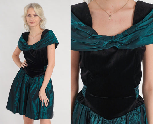 90s Black Velvet Green Mini Dress High Waist Full Skirt Small S