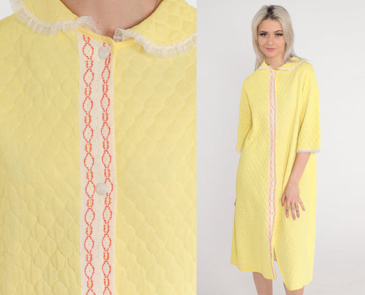 70s Yellow Quilted Nightgown Midi Peter Pan Collar Lace Trim Medium M