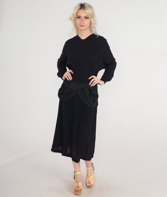 1940s Black Peplum Midi Dress Long Sleeve Metal Zipper Small