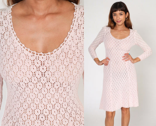 70s Pink Crochet Knee-Length Dress Long Sleeve Scoop Neck Small