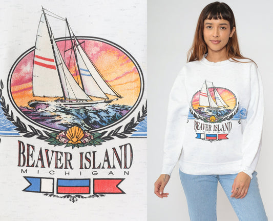 90s Beaver Island Michigan Sailboat Sweatshirt White Crewneck Medium