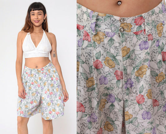 90s Floral High-Waisted Shorts White Pleated Wide Leg Medium