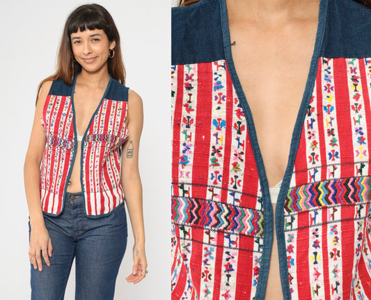 80s Guatemalan Embroidered Vest Red White Striped Animal Pattern Small