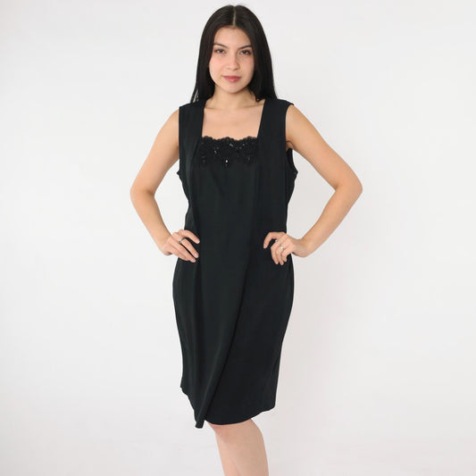 90s R & M Richards Black Sequin Beaded Lace Neckline Knee-Length Sheath Dress Large