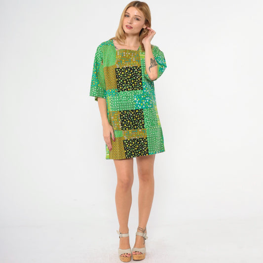 70s Patchwork Floral Mini Dress Green Calico Shift Half Sleeve Medium M