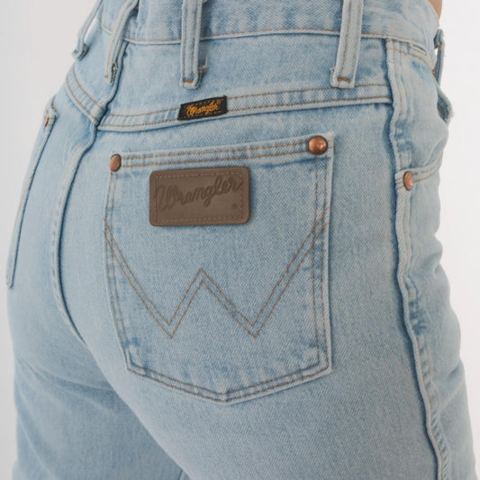90s Wrangler Light Wash Straight Leg High Rise Jeans 31x34