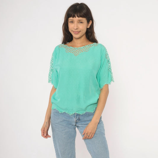 90s Bali Emerald Mint Green Cutwork Lace Blouse Scalloped Batwing Sleeve Small