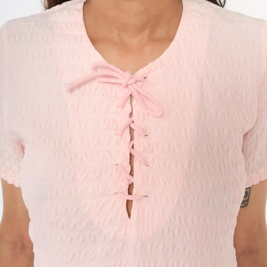 70s Pink Lace-Up Blouse V-Neck Seersucker Crinkle Short Sleeve Medium