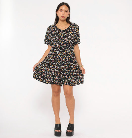 90s Center Aisle Black Floral Romper Daisy Print Rayon V-Neck Medium M
