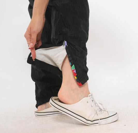 90s Nouveau Monde Sport Black Nylon Track Pants Zippered Ankle Medium M