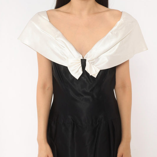 90s Black Satin Maxi Gown White Bow Off-Shoulder V-Neck Cap Sleeve Medium