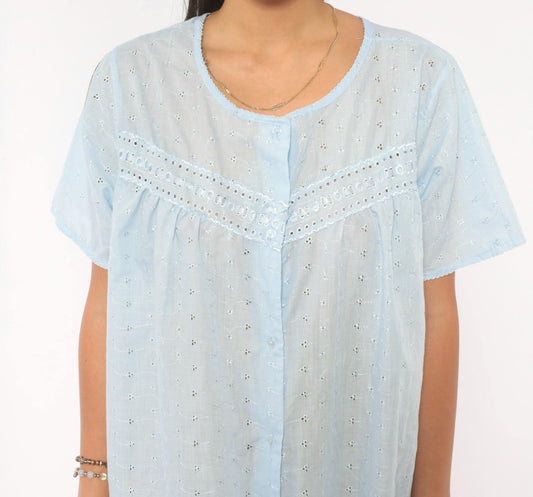 80s Lati Baby Blue Eyelet Cotton Housecoat Lace Trim Button Front Robe Large L