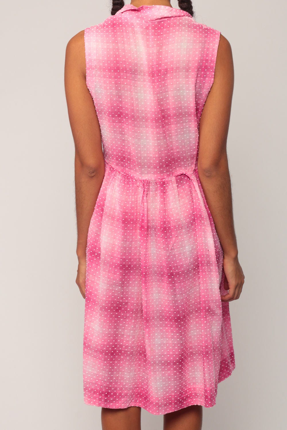 1960s Pink Checkered Cotton Day Dress Sleeveless Button-Up Knee Length Large