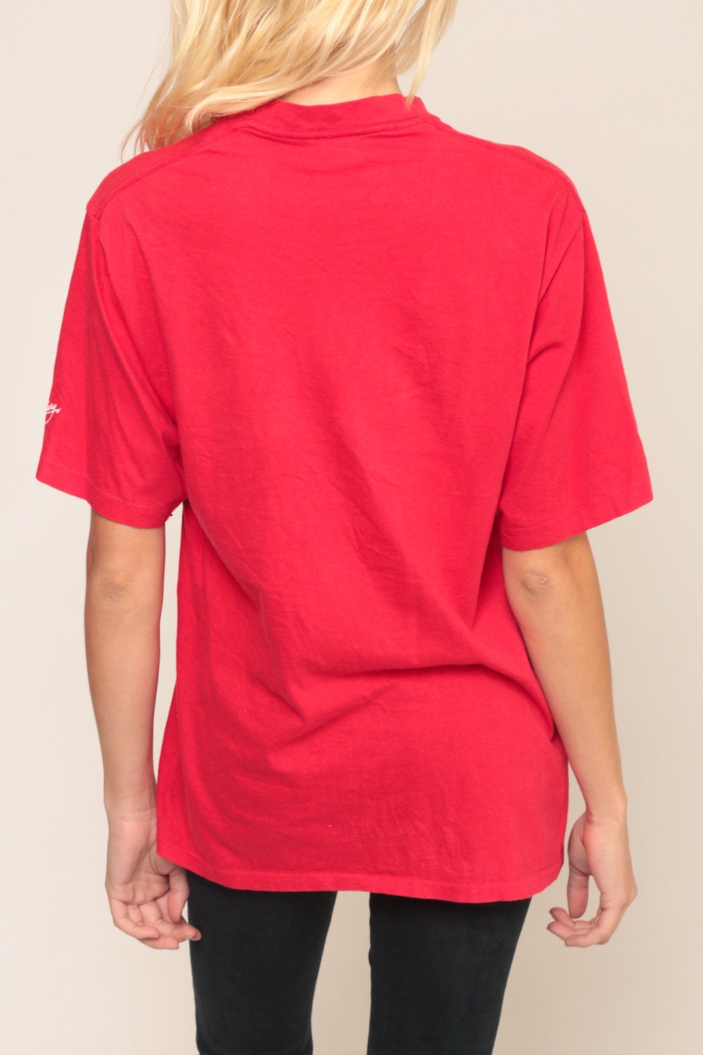 80s Bally's Tom Foolery Milwaukee's Finest Piece Pizza Graphic T-Shirt Red Medium Large