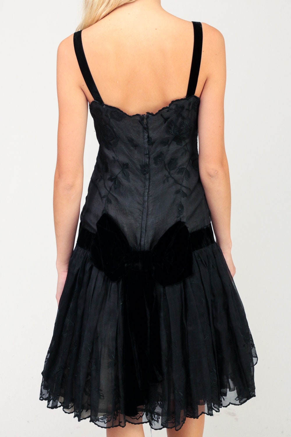 1960s Black Lace Cocktail Dress Velvet Bow Drop Waist Knee Length Small