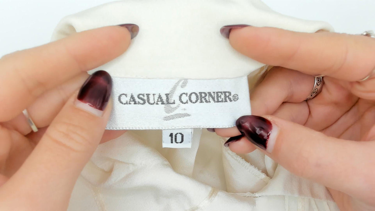 90s Casual Corner Cream Blouse Pointed Collar Pintuck Pleated Short Sleeve Medium