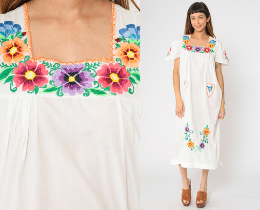 Vintage White Mexican Embroidered Dress M