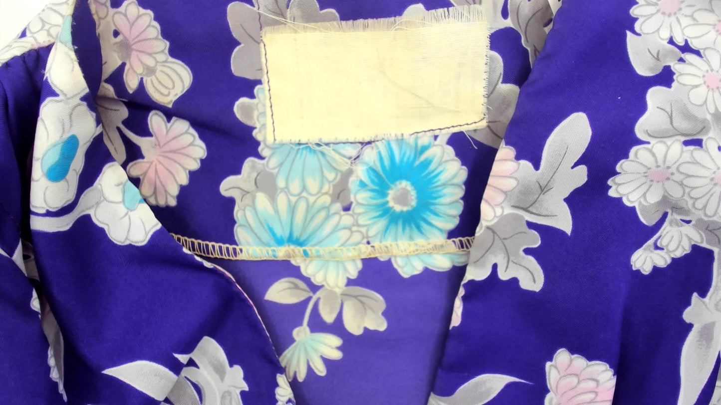 70s Purple Floral Wrap Dress Flutter Sleeve V-Neck Knee Length Small