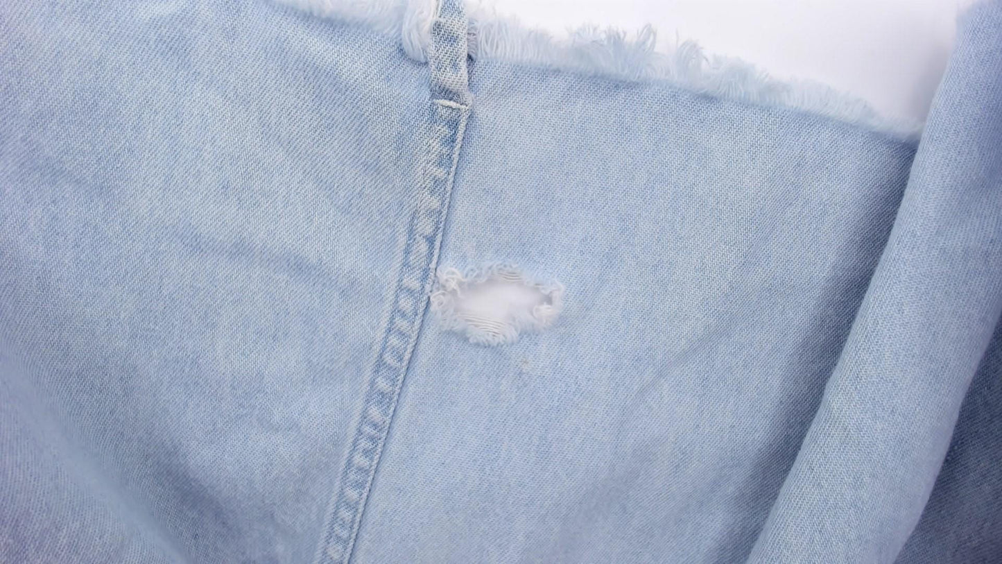 90s LL Bean Chambray Shirt Floral Embroidered Light Blue Cotton Small