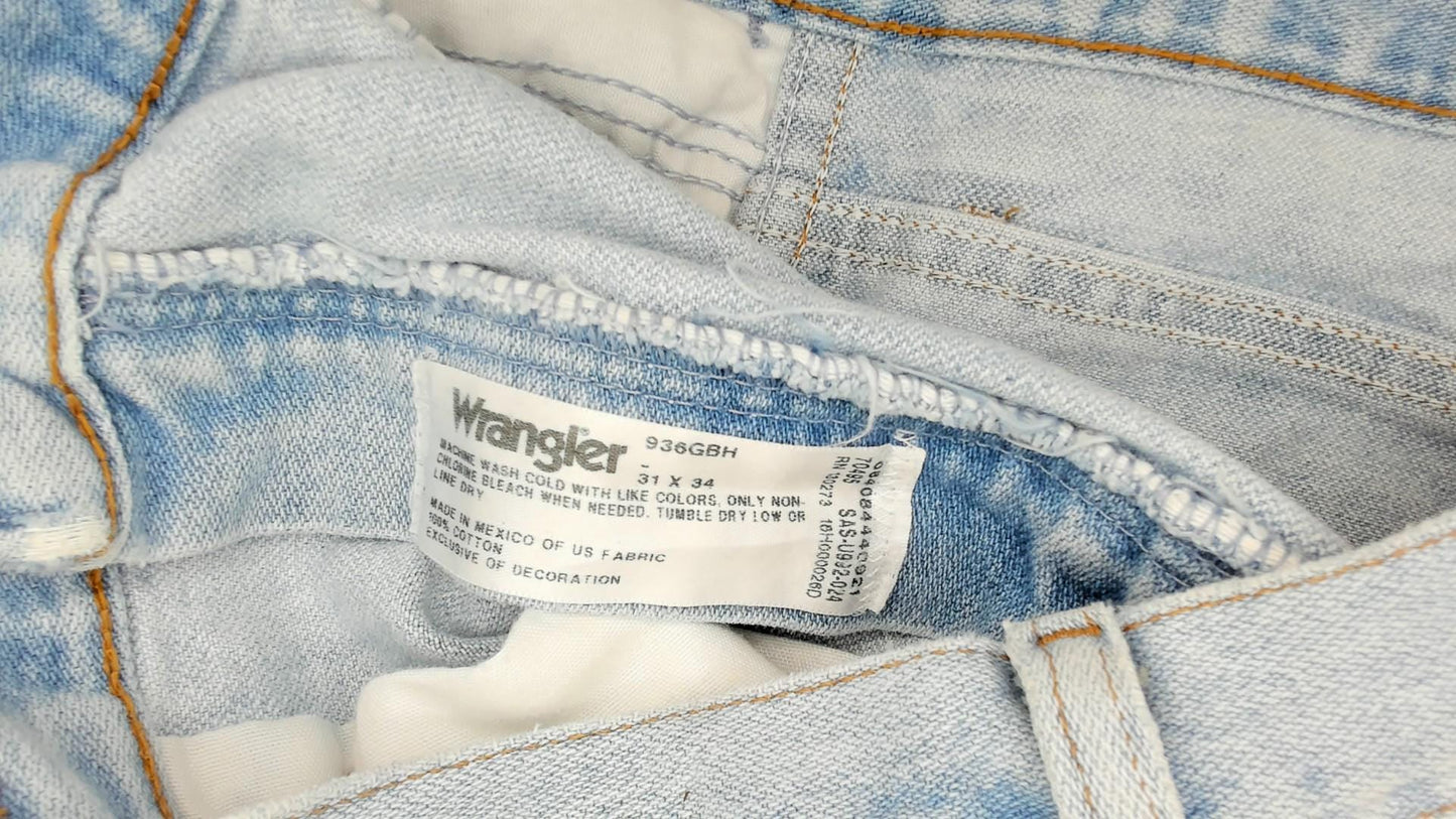 90s Wrangler Light Wash Straight Leg High Rise Jeans 31x34