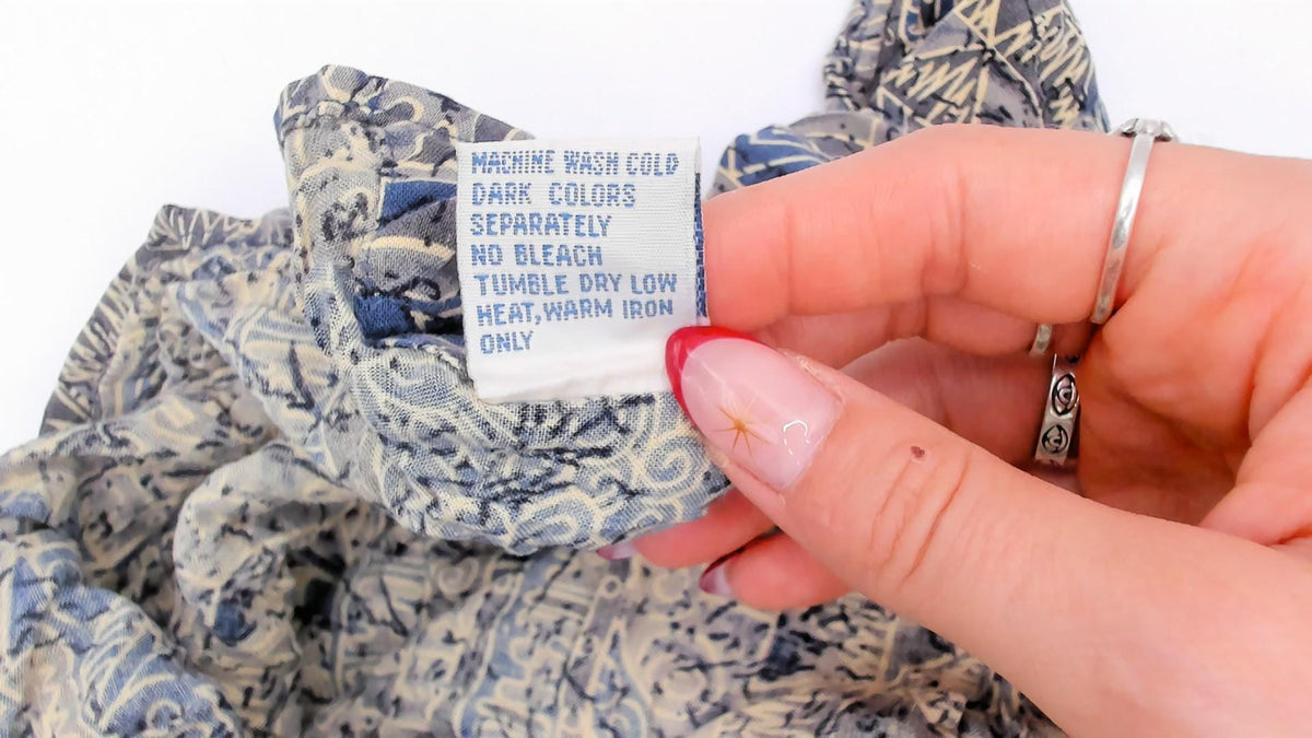 2000s Natural Issue Hawaiian Shirt Blue Cream Tribal Geometric Camp Shirt Extra Large XL