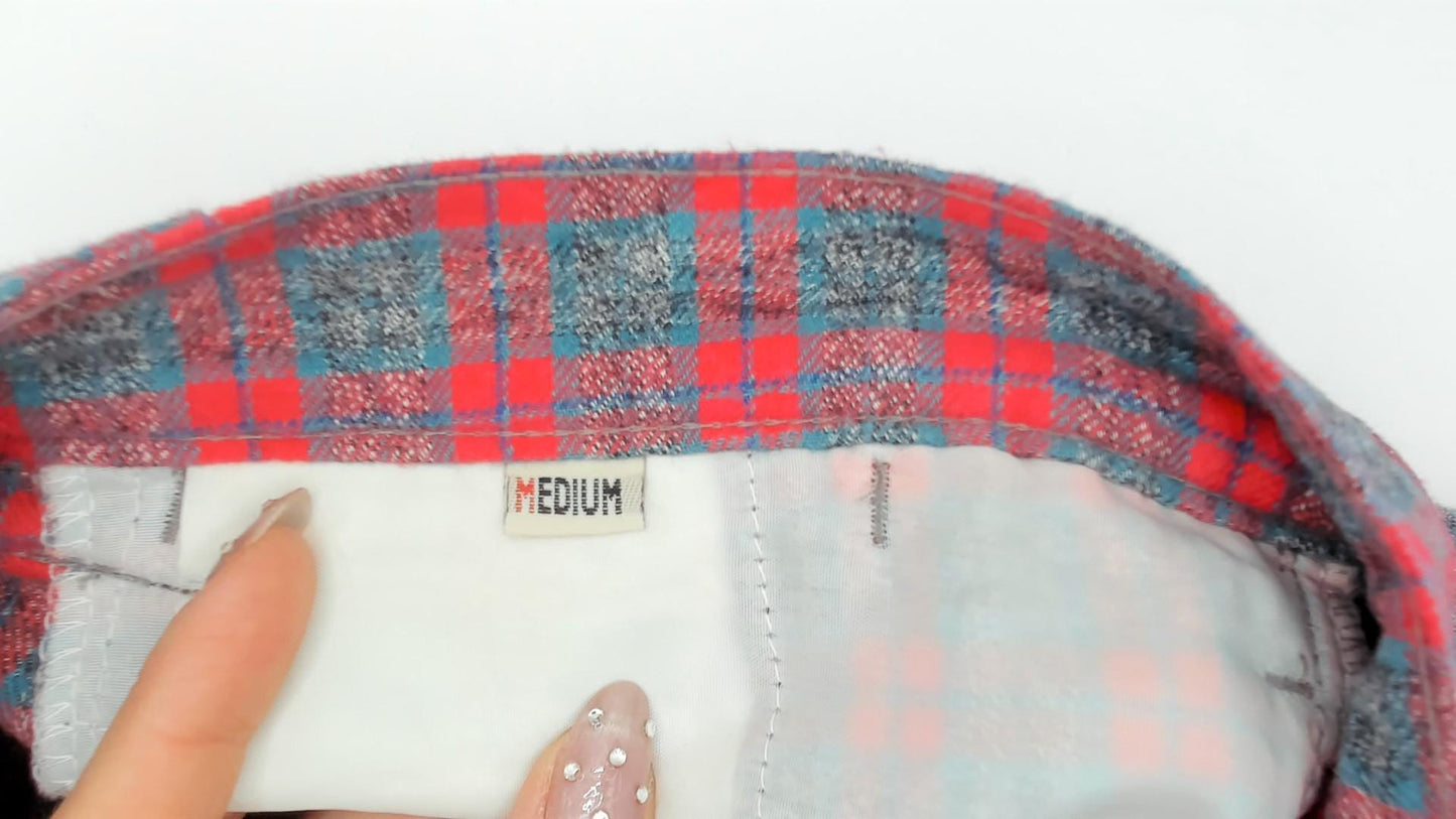 80s Pazzo Plaid High-Waisted Shorts Red Blue Button Front Medium