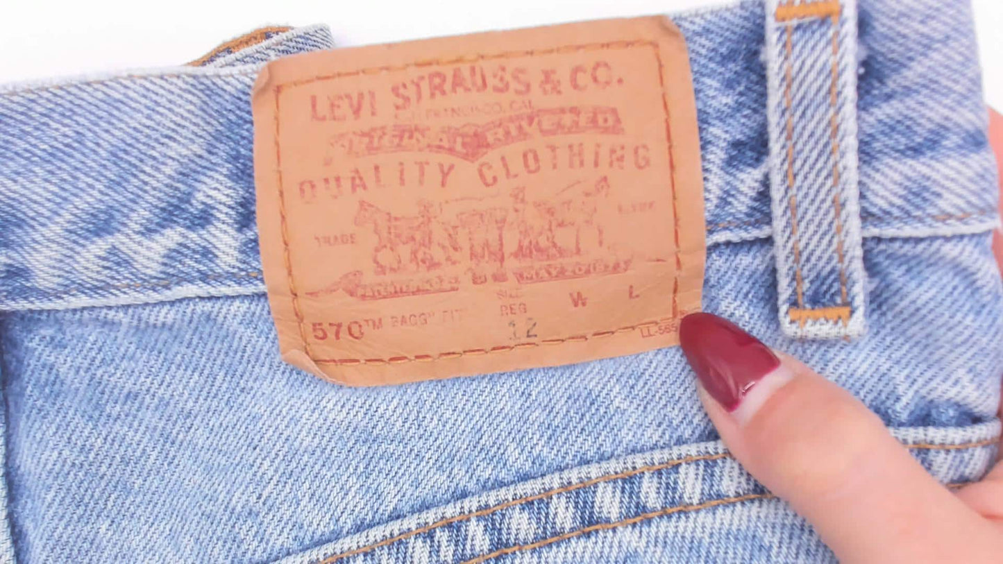 Levi's 570 Denim Shorts Light Wash High Rise Bermuda Y2K Small 27