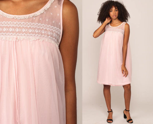 70s Baby Pink Nylon Babydoll Nightgown Lace Trim Mini Slip Dress Small