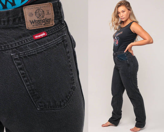 Wrangler Black High-Waisted Mom Jeans Tapered Leg 80s Denim Large 32