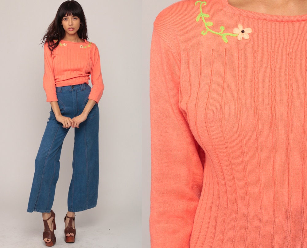 70s Floral Embroidered Peach Knit Sweater Pullover Medium Large
