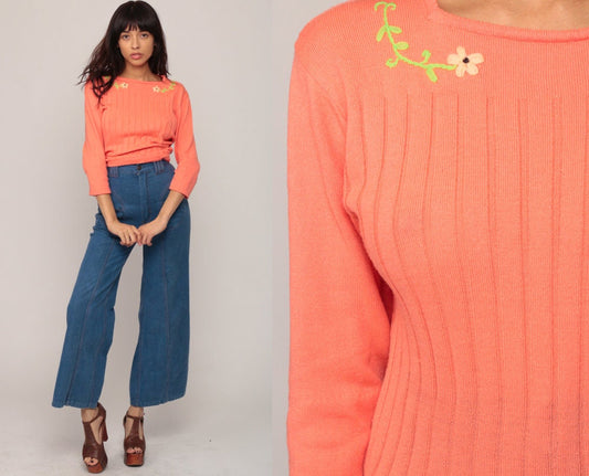 70s Floral Embroidered Peach Knit Sweater Pullover Medium Large