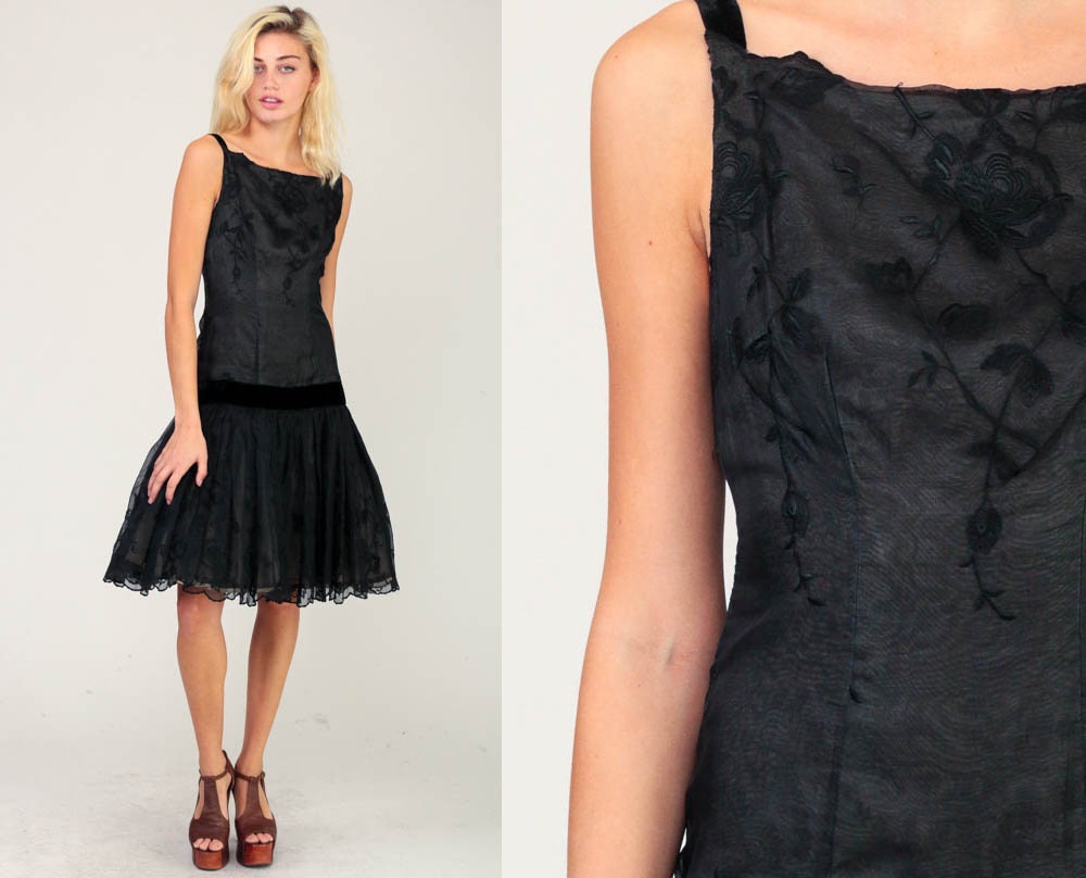 1960s Black Lace Cocktail Dress Velvet Bow Drop Waist Knee Length Small