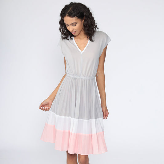 70s Grey Striped Pleated Midi Dress V-Neck High Waist Cap Sleeve Small Medium