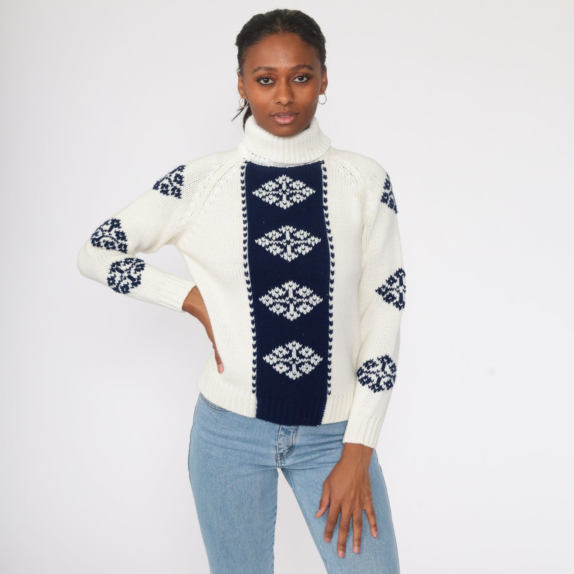 70s White Geometric Turtleneck Sweater Raglan Pullover Extra Small XS