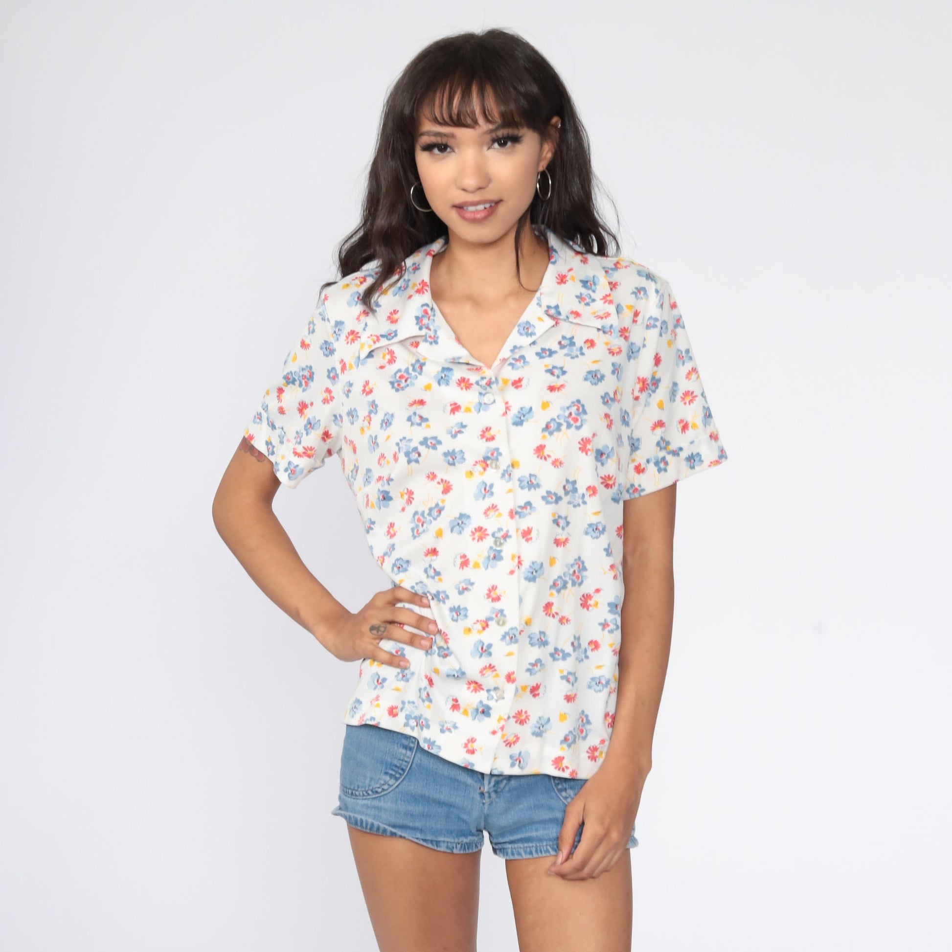 70s White Floral Button-Up Blouse Short Sleeve Collared Shirt Extra Large
