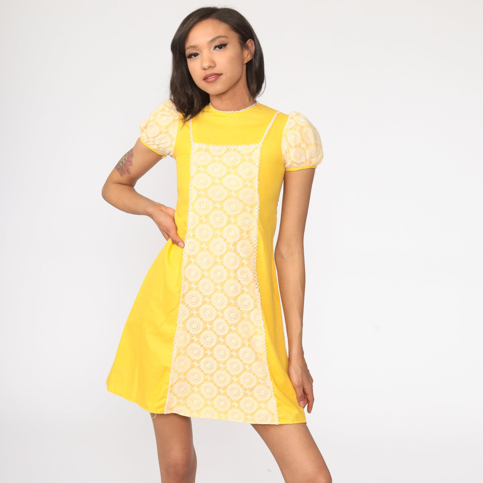 60s Yellow Lace Puff Sleeve Shift Mini Dress 2XS