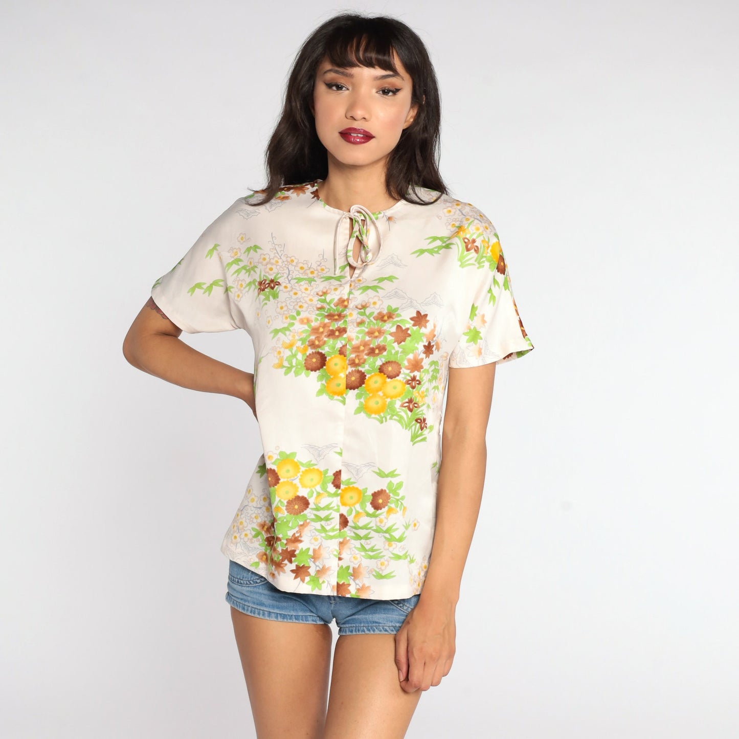 70s Floral Blouse Keyhole Neckline Yellow Off-White Shirt Small