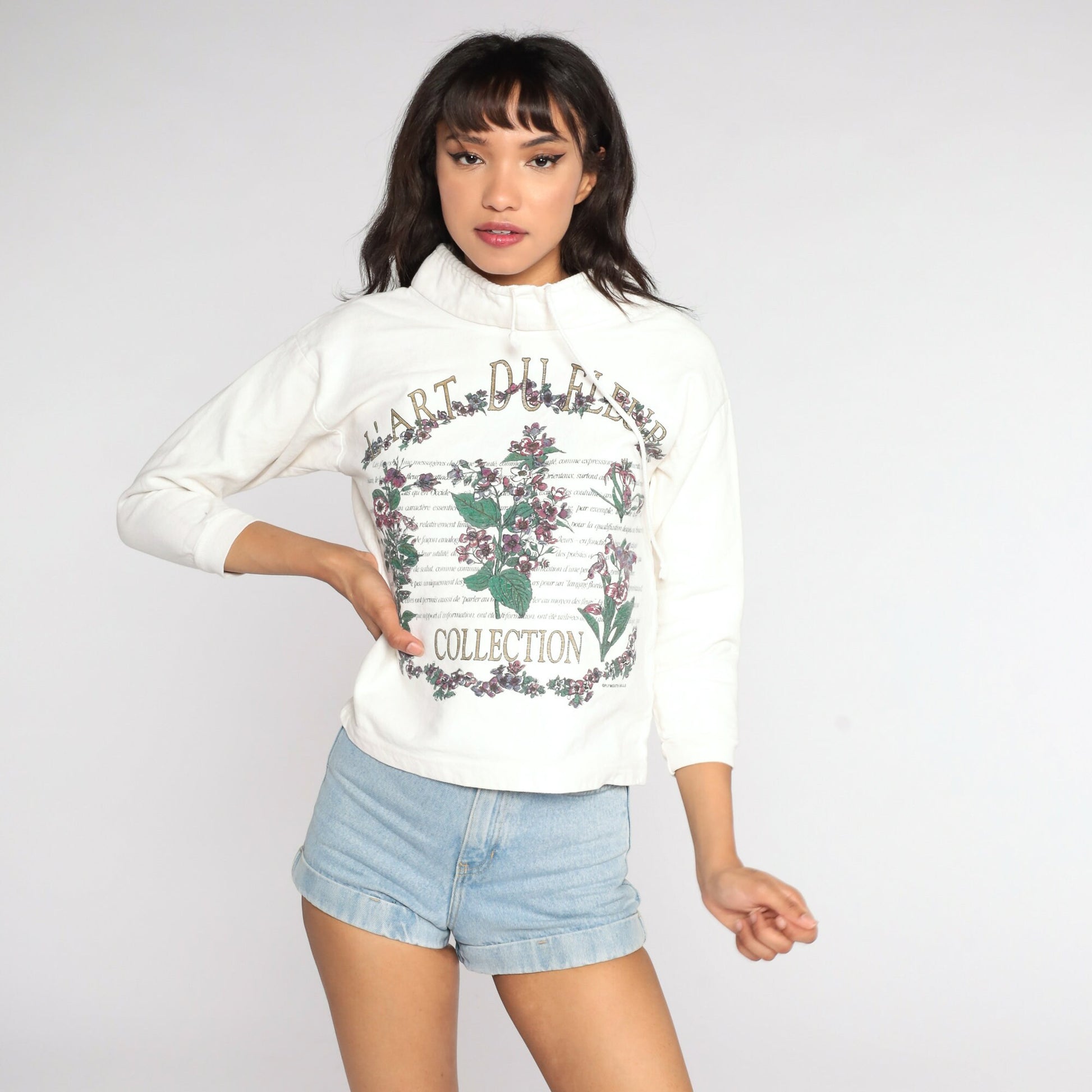 90s L'Art Du Fleur French Floral Graphic Tee Drawstring Neck Long Sleeve Extra Small