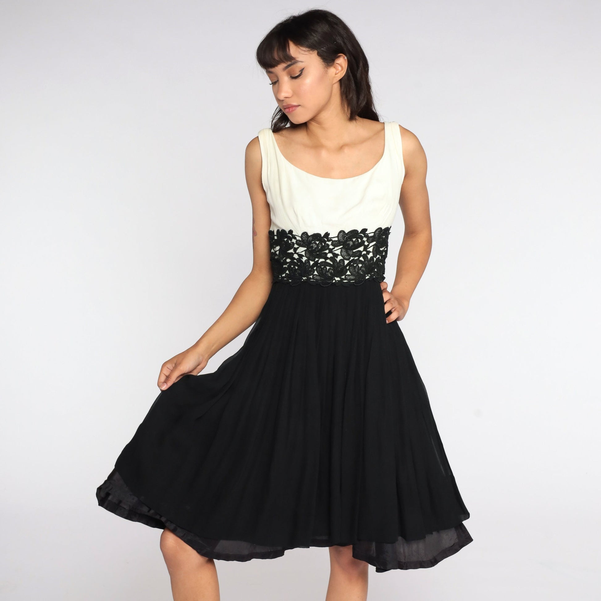 1960s Suzy Perette Black Chiffon Lace Cocktail Dress Off-White Bodice Extra Small