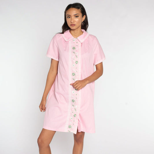 60s Floral Embroidered Shift Dress Baby Pink Button Front Mini Medium Large