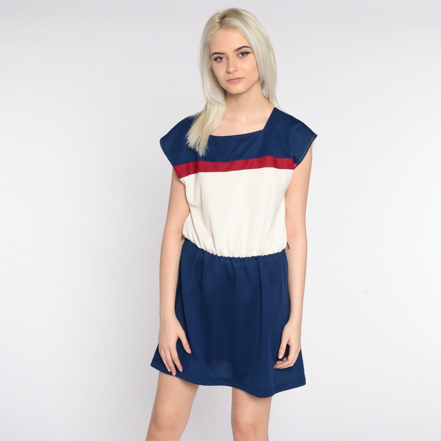 70s Striped Mini Dress White Blue Burgundy Cap Sleeve High Waist Medium