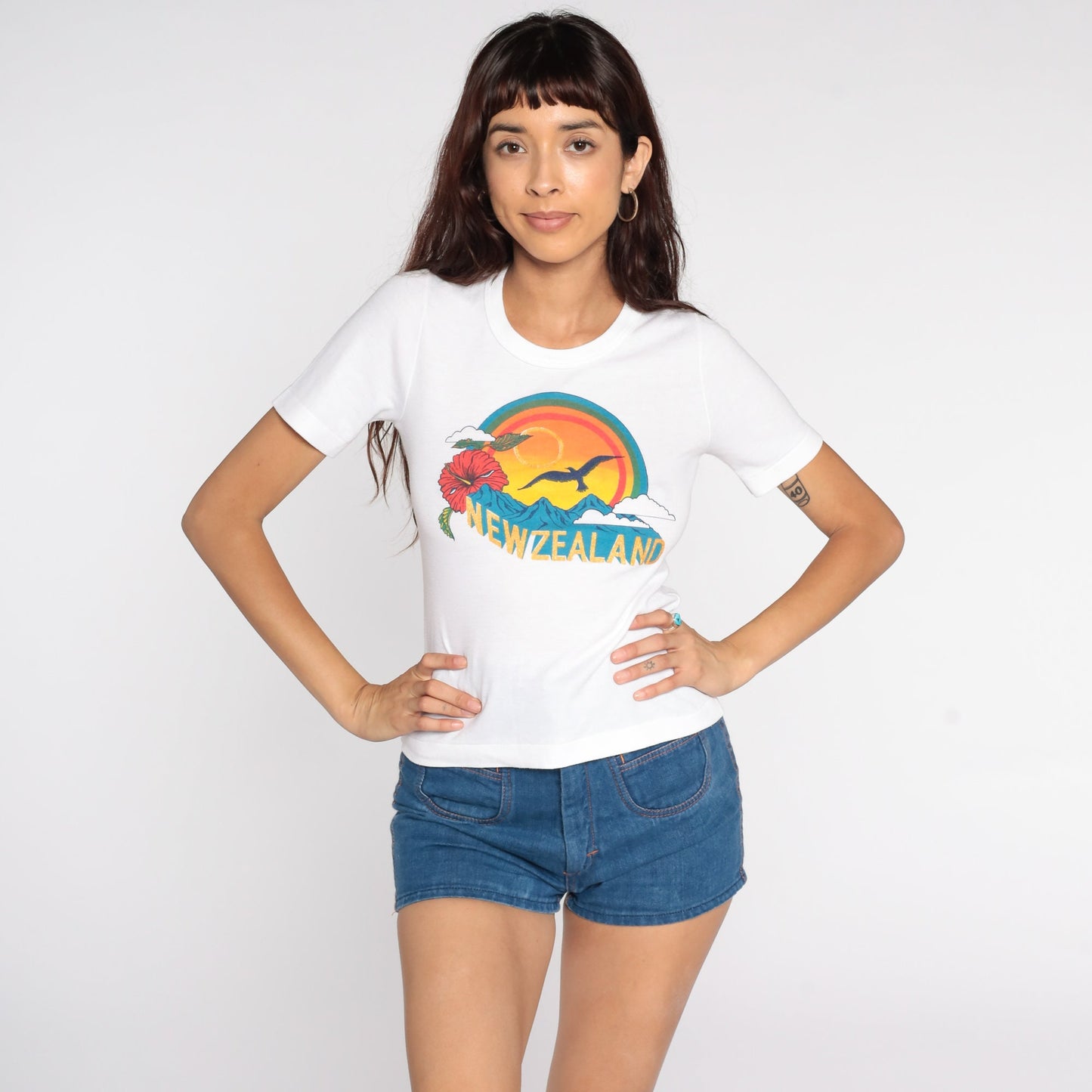 80s New Zealand Graphic Tee Rainbow Sunset Mountain Single Stitch Small